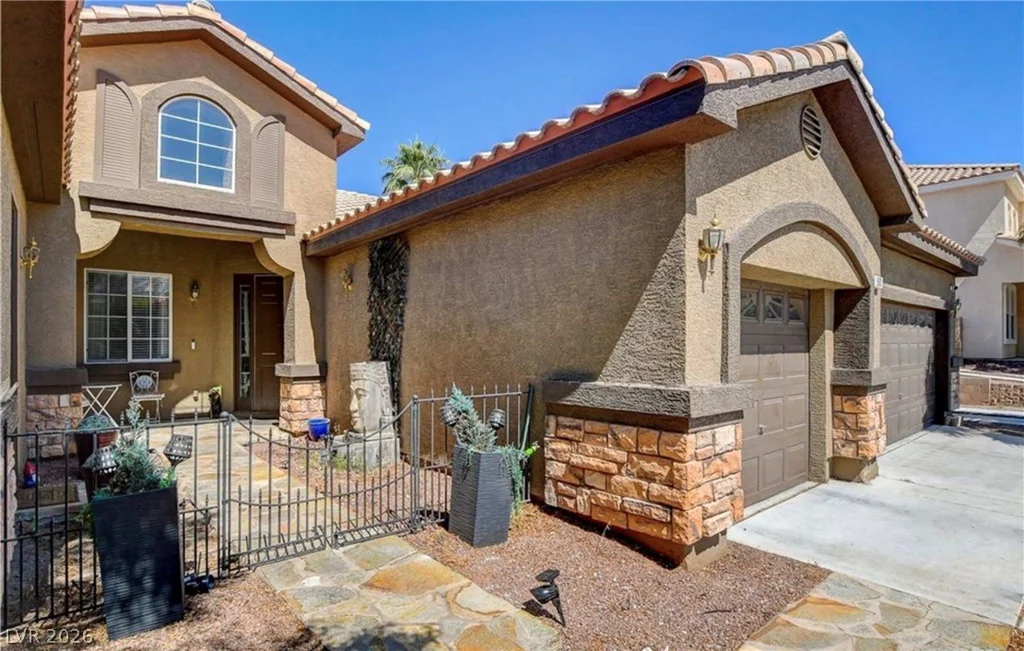 563 Moon Chase, Las Vegas, NV 89110