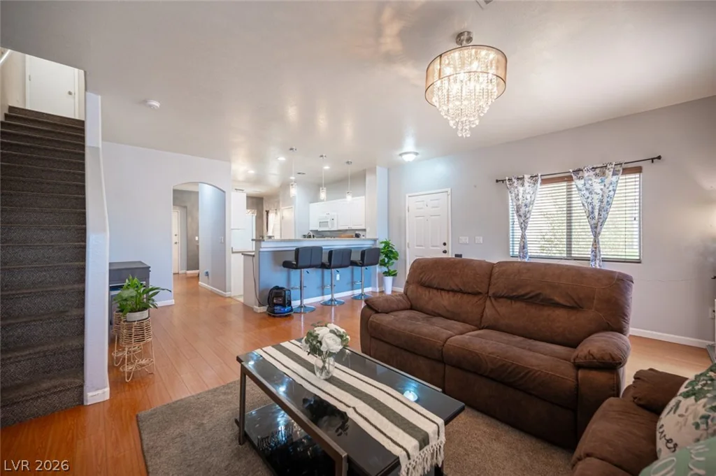 9322 Straw Hays, Las Vegas, NV 89178
