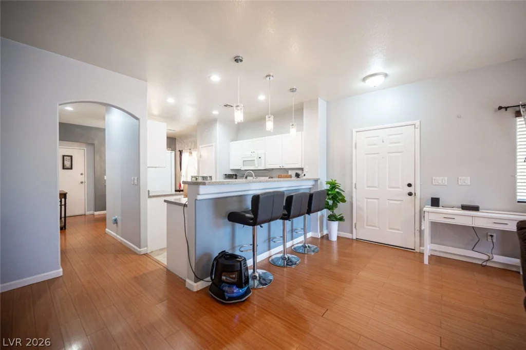 9322 Straw Hays, Las Vegas, NV 89178