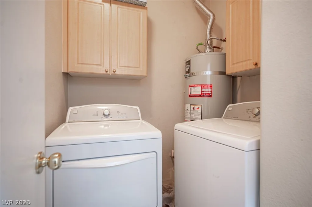 9322 Straw Hays, Las Vegas, NV 89178
