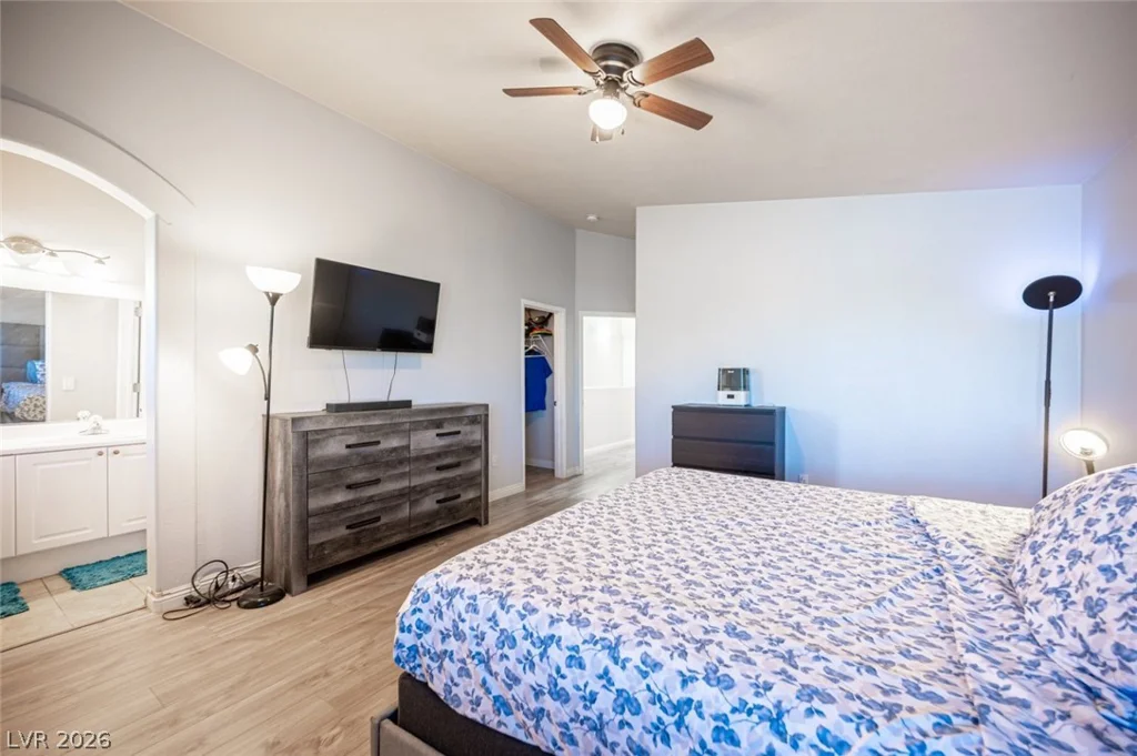 9322 Straw Hays, Las Vegas, NV 89178
