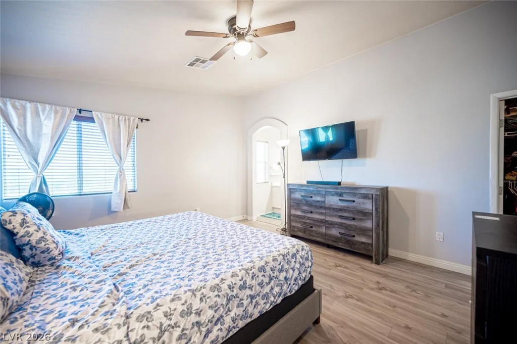 9322 Straw Hays, Las Vegas, NV 89178