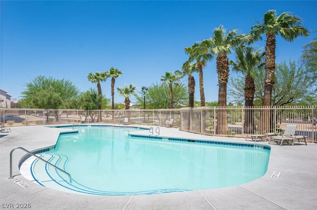 9322 Straw Hays, Las Vegas, NV 89178