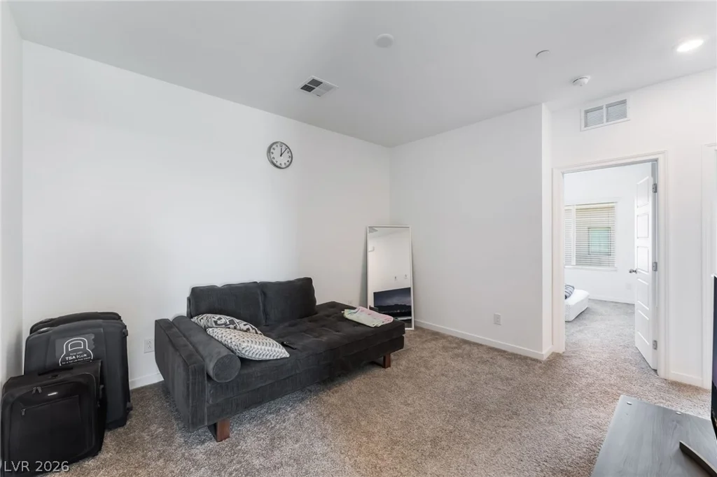 600 Carriage Hill, Las Vegas, NV 89138