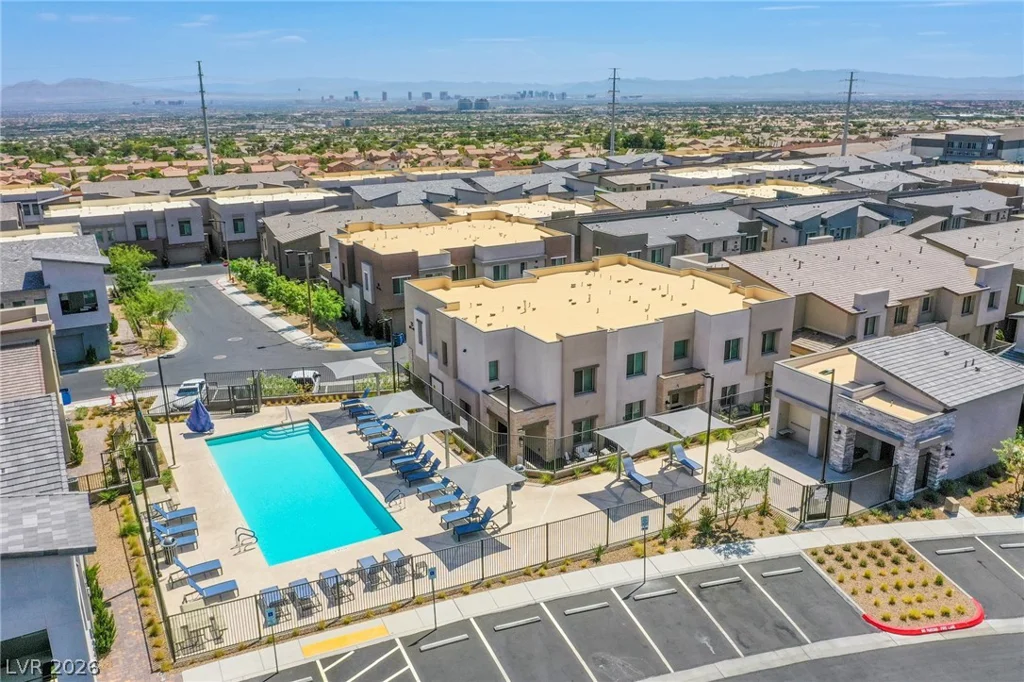 600 Carriage Hill, Las Vegas, NV 89138