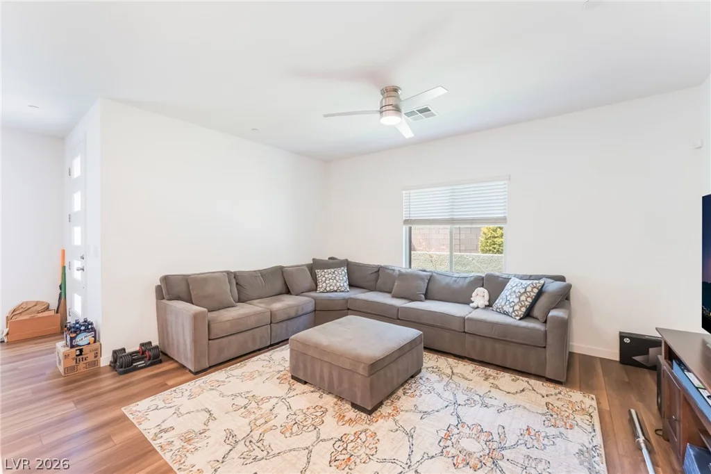 600 Carriage Hill, Las Vegas, NV 89138