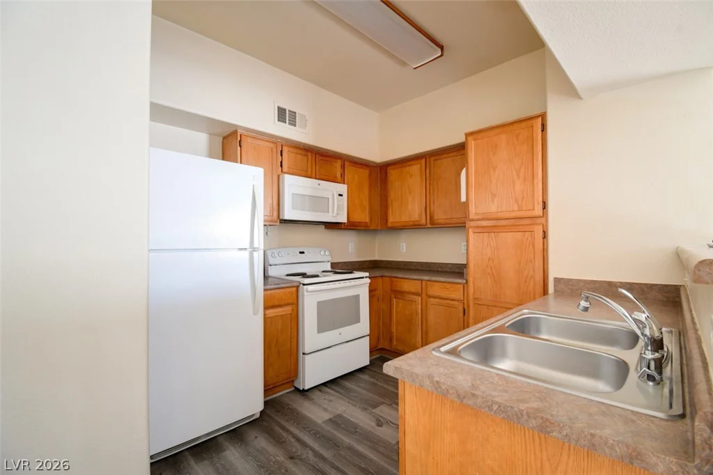 7255 Sunset, Las Vegas, NV 89113