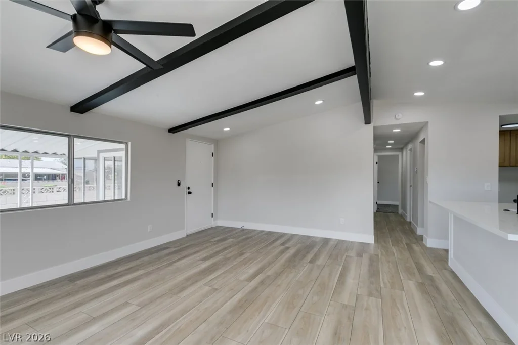 3167 Comitan, Las Vegas, NV 89122