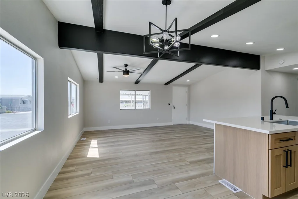 3167 Comitan, Las Vegas, NV 89122