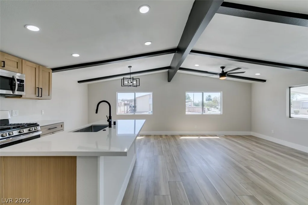 3167 Comitan, Las Vegas, NV 89122
