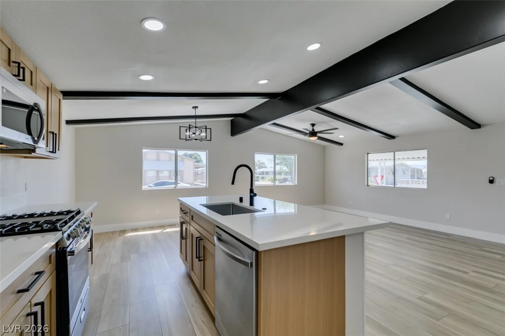 3167 Comitan, Las Vegas, NV 89122