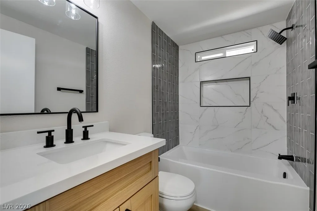 3167 Comitan, Las Vegas, NV 89122