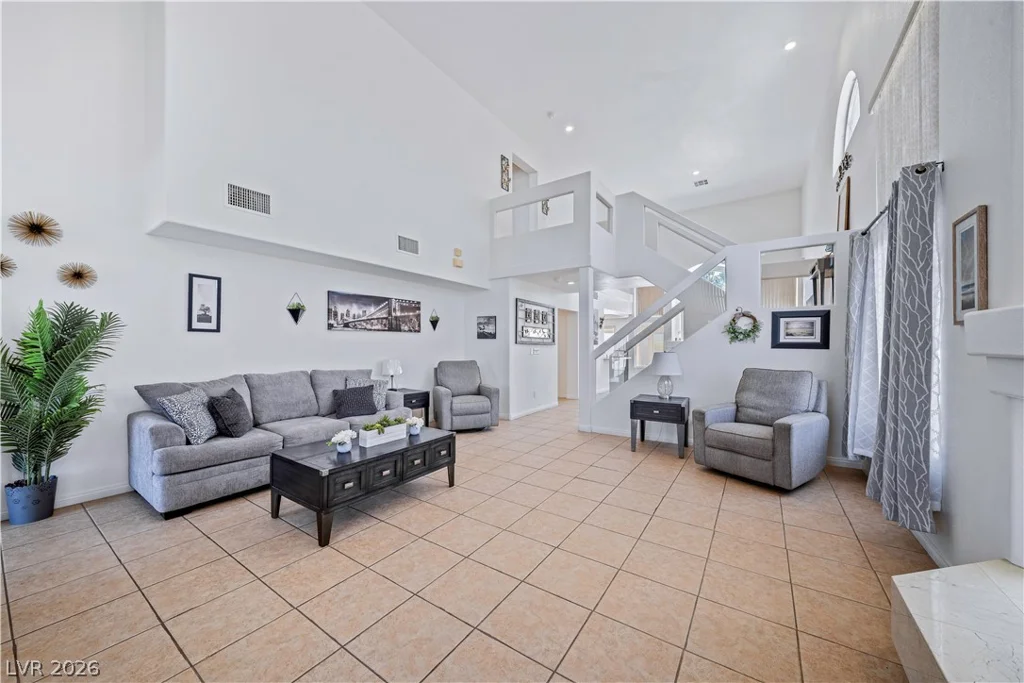 9133 Sapphire Ridge, Las Vegas, NV 89129