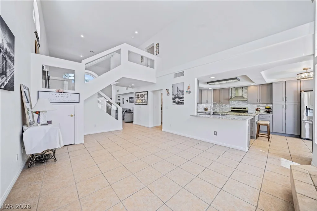 9133 Sapphire Ridge, Las Vegas, NV 89129