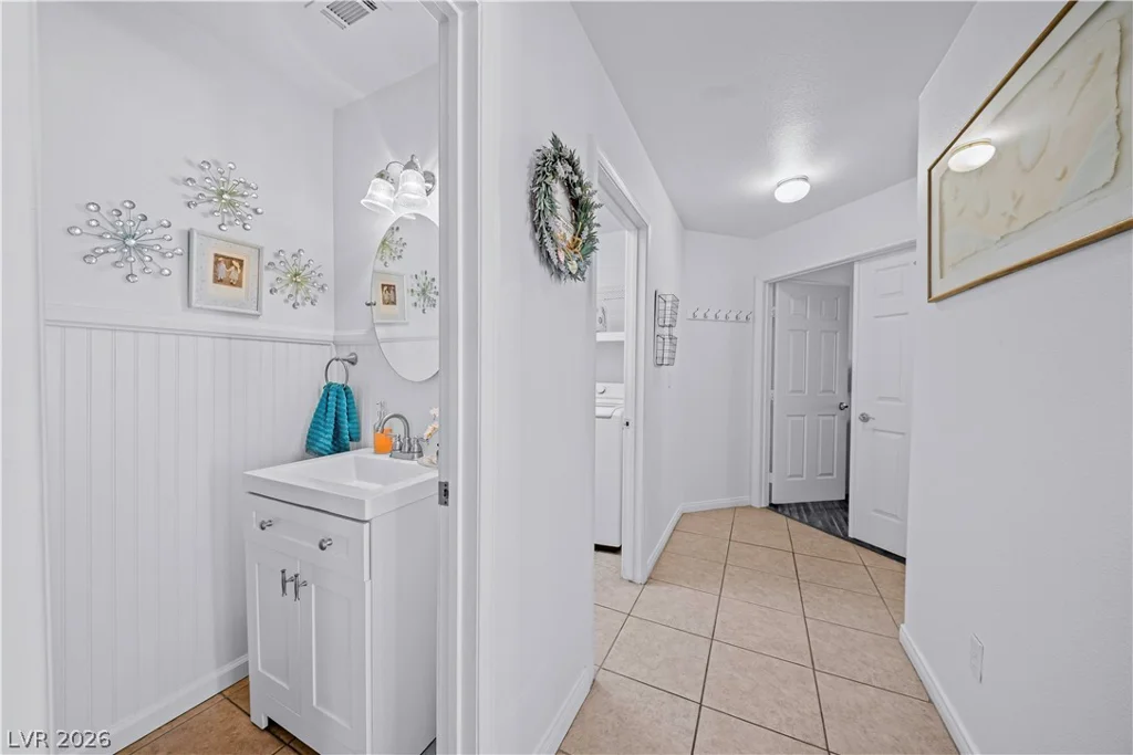 9133 Sapphire Ridge, Las Vegas, NV 89129