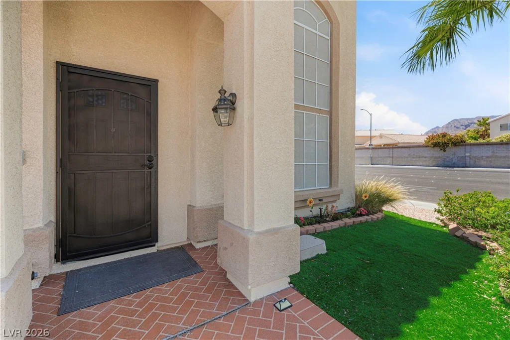 9133 Sapphire Ridge, Las Vegas, NV 89129