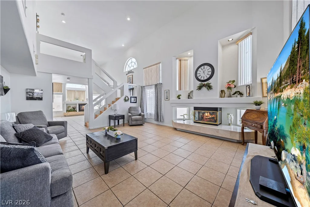 9133 Sapphire Ridge, Las Vegas, NV 89129