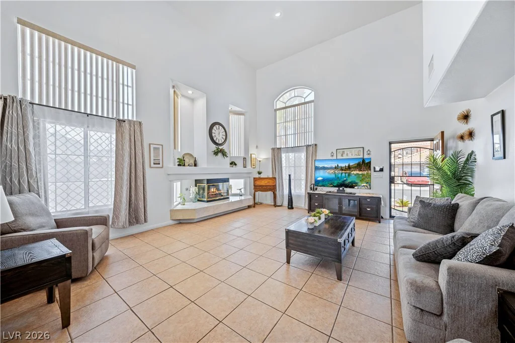 9133 Sapphire Ridge, Las Vegas, NV 89129