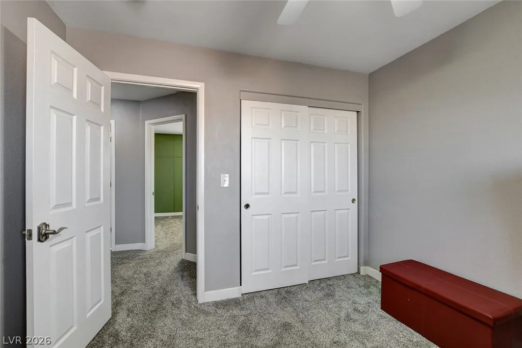 10202 Deep Glen, Las Vegas, NV 89178