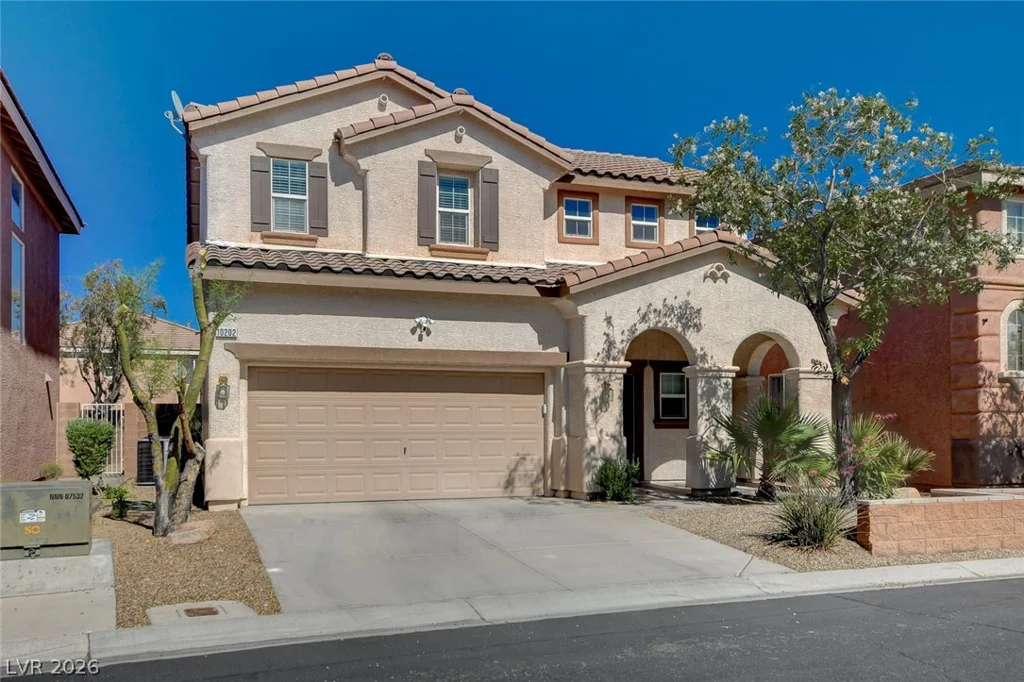 10202 Deep Glen, Las Vegas, NV 89178