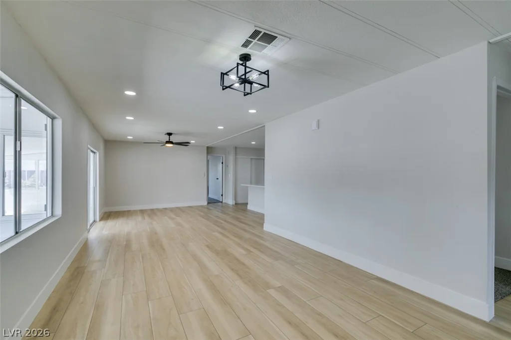 253 Sir Phillip, Las Vegas, NV 89110
