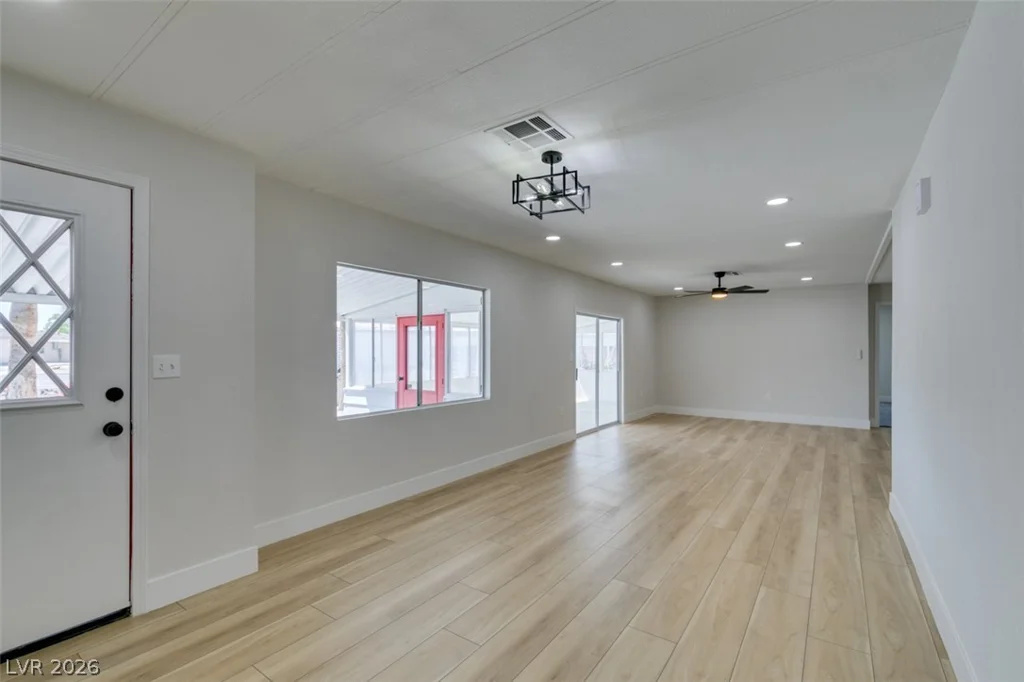 253 Sir Phillip, Las Vegas, NV 89110