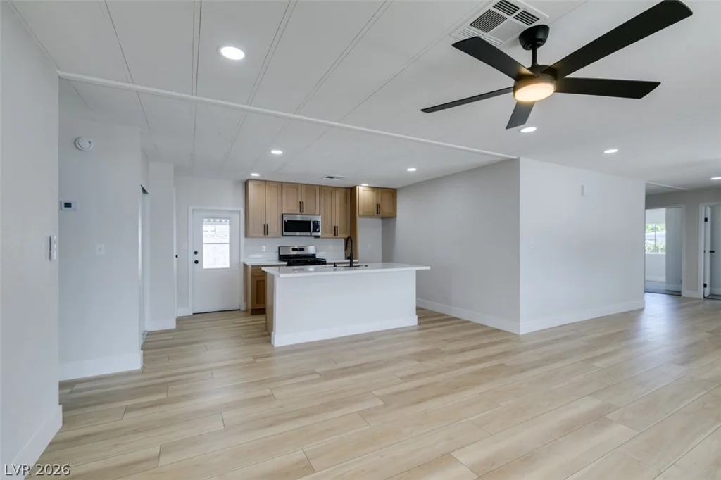 253 Sir Phillip, Las Vegas, NV 89110