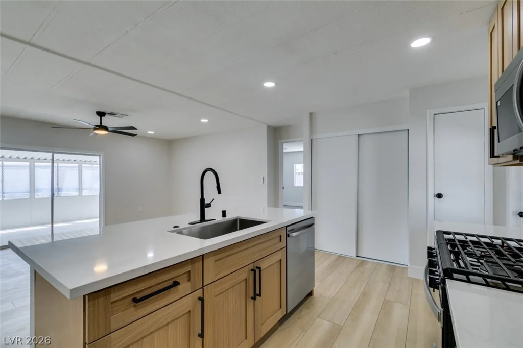 253 Sir Phillip, Las Vegas, NV 89110