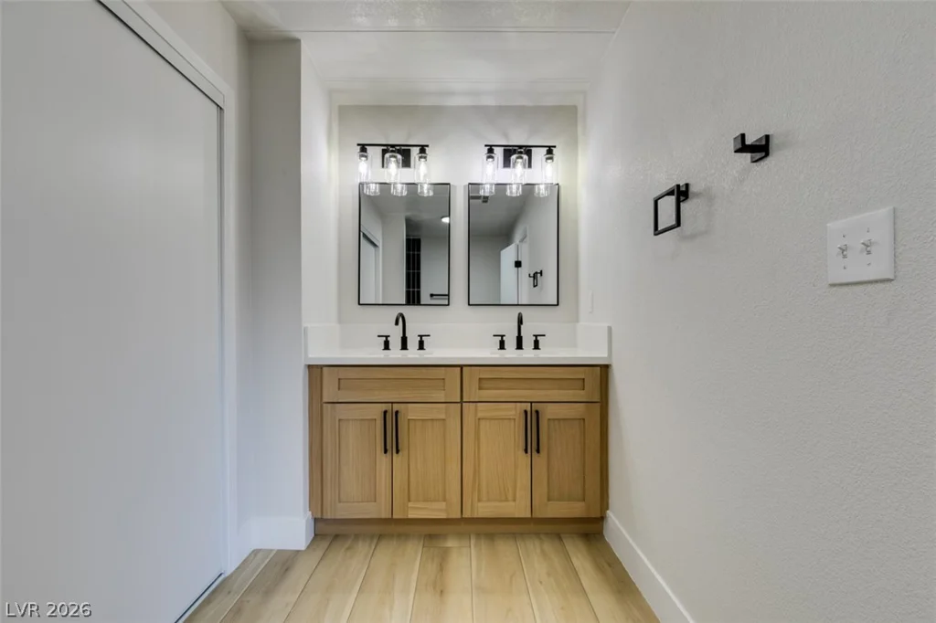 253 Sir Phillip, Las Vegas, NV 89110
