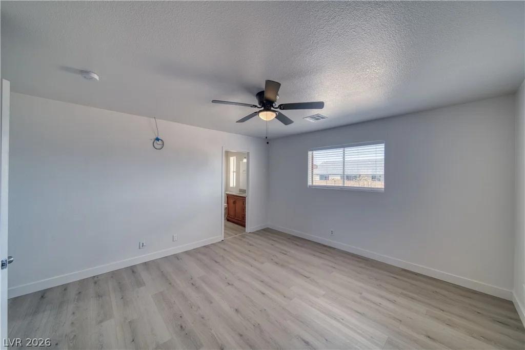 851 Lone Pine, Pahrump, NV 89048
