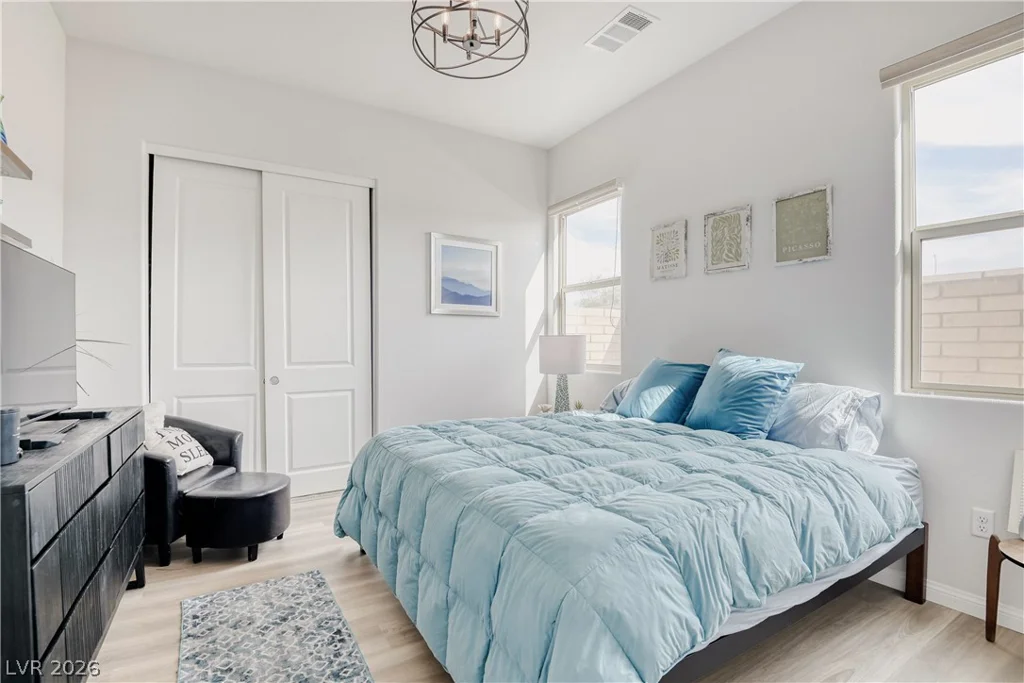 357 Old Erie, Henderson, NV 89011