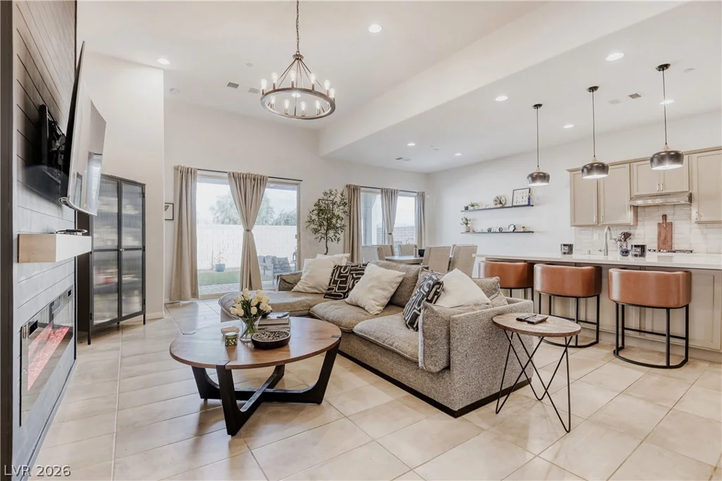 357 Old Erie, Henderson, NV 89011