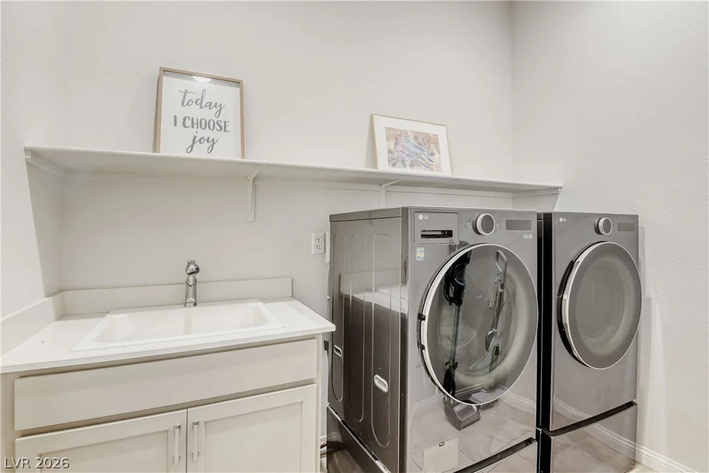 357 Old Erie, Henderson, NV 89011
