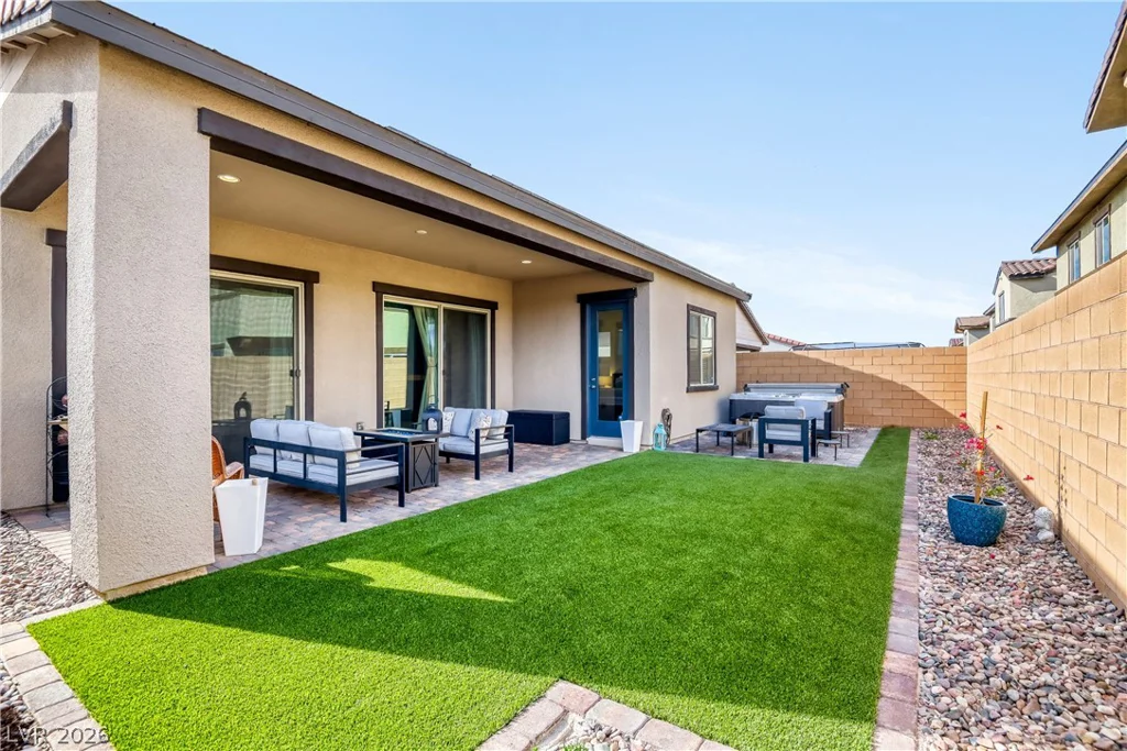 357 Old Erie, Henderson, NV 89011