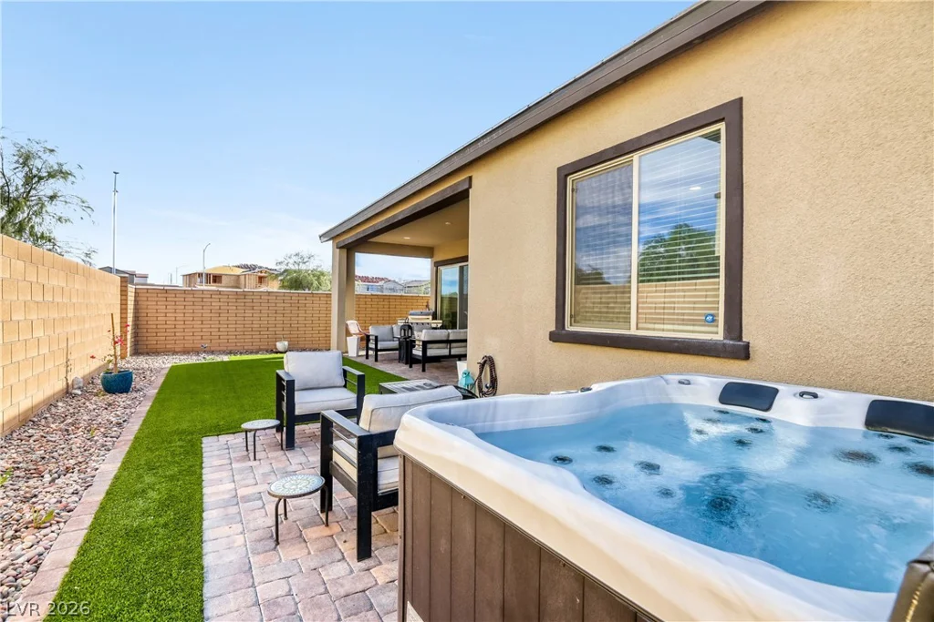 357 Old Erie, Henderson, NV 89011