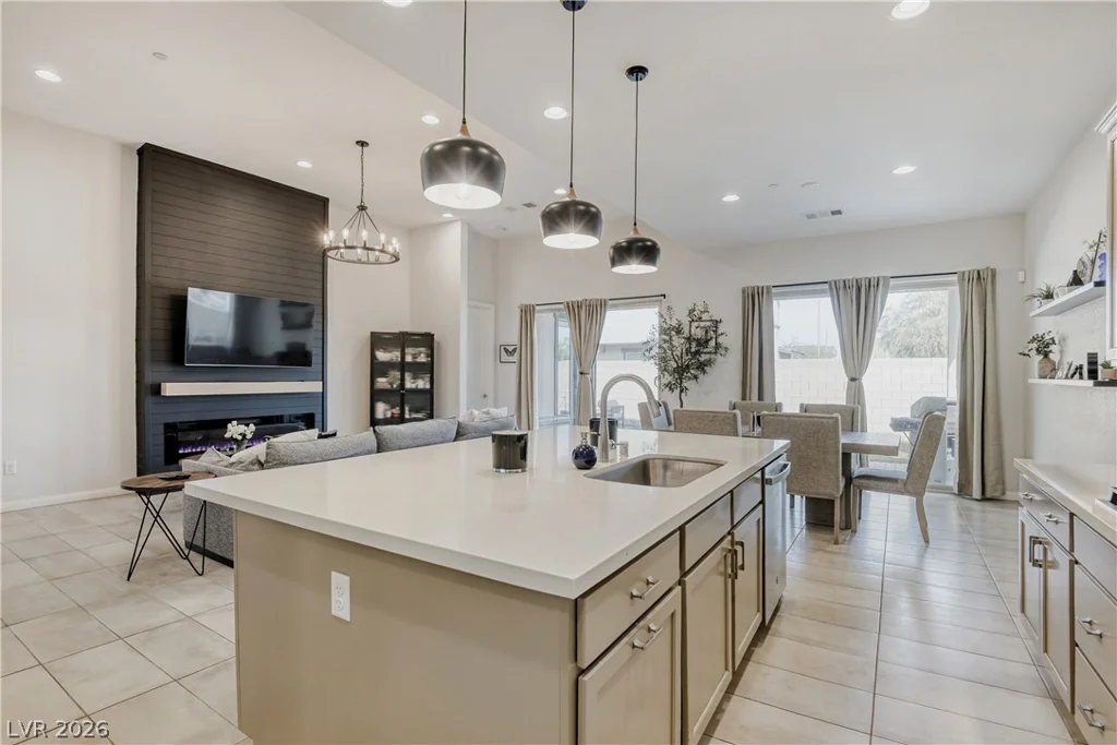 357 Old Erie, Henderson, NV 89011