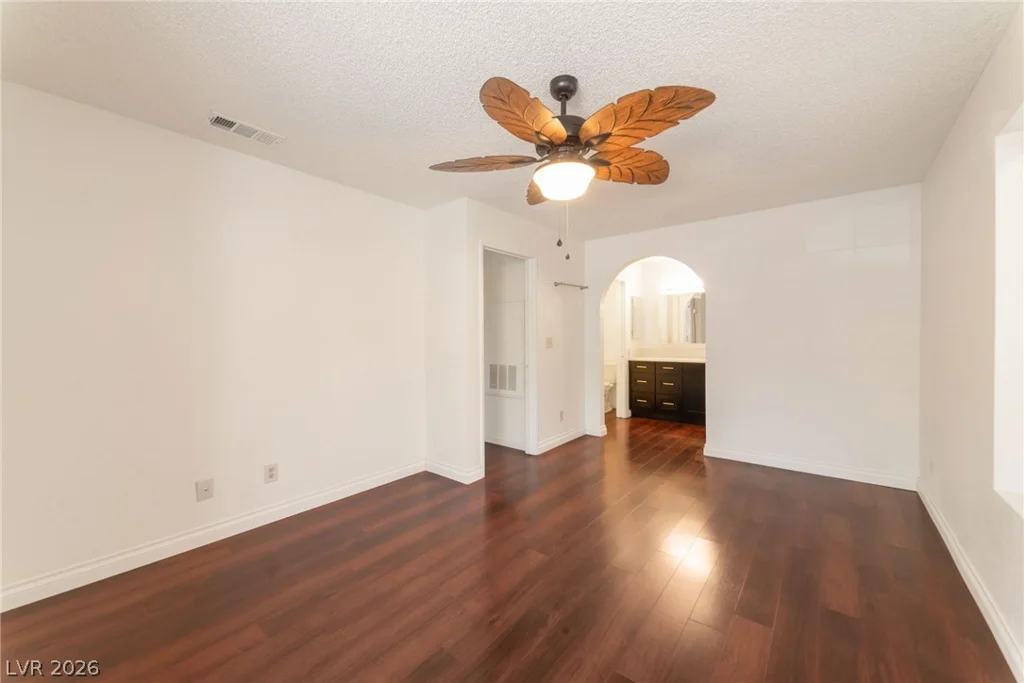 2200 Fort Apache, Las Vegas, NV 89117