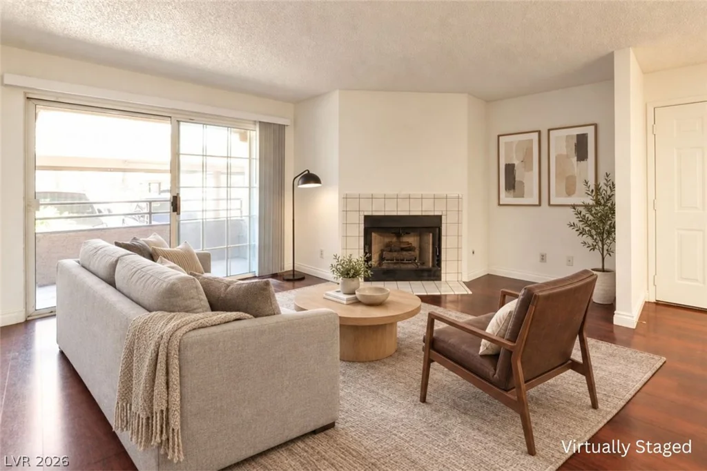 2200 Fort Apache, Las Vegas, NV 89117