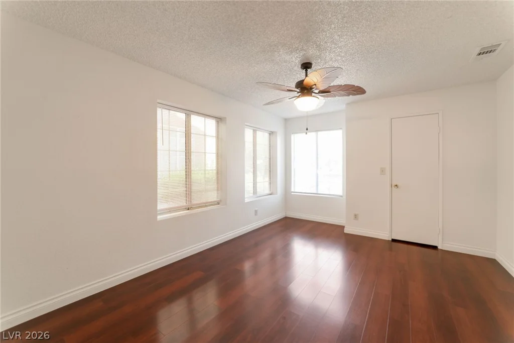2200 Fort Apache, Las Vegas, NV 89117