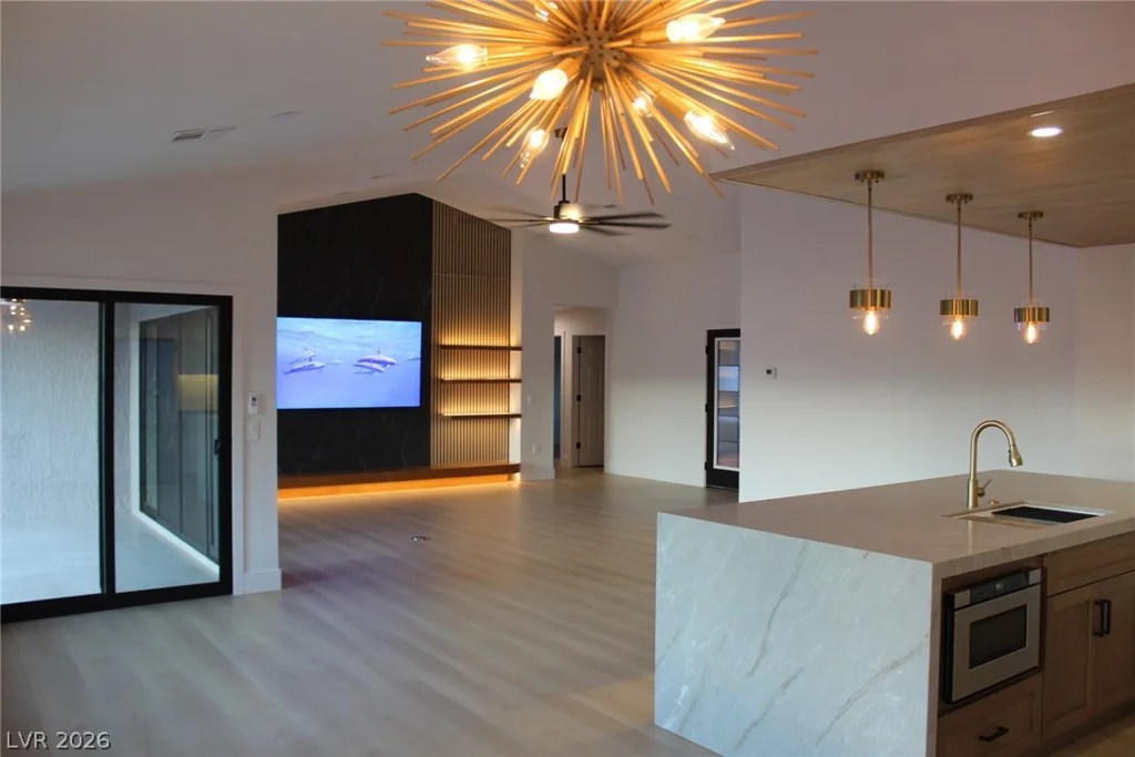 2625 Legend, Las Vegas, NV 89134