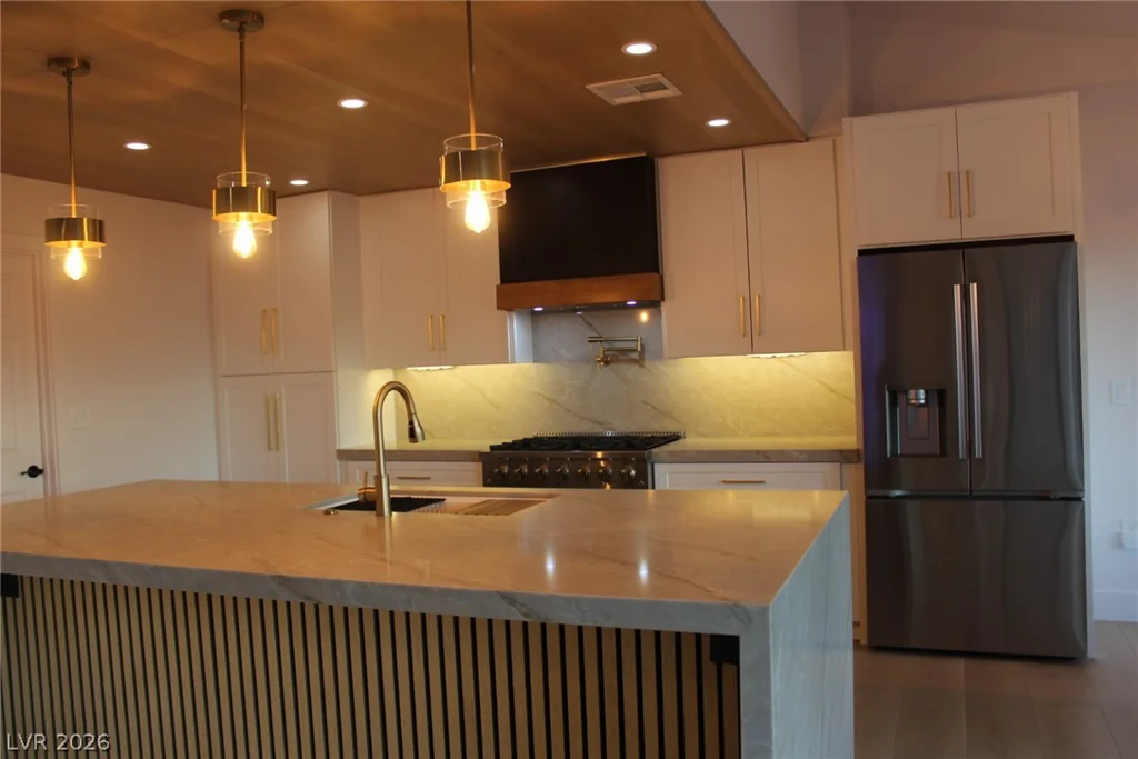 2625 Legend, Las Vegas, NV 89134