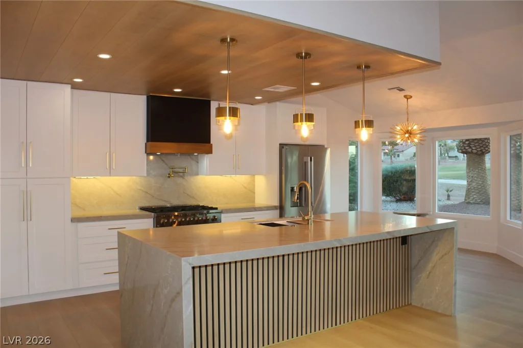 2625 Legend, Las Vegas, NV 89134