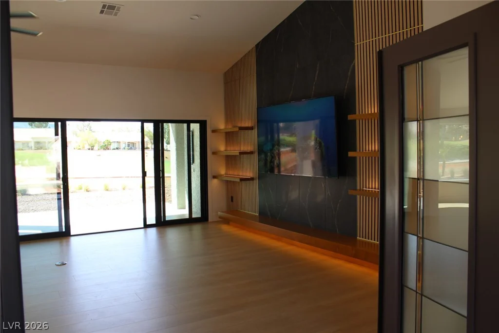 2625 Legend, Las Vegas, NV 89134