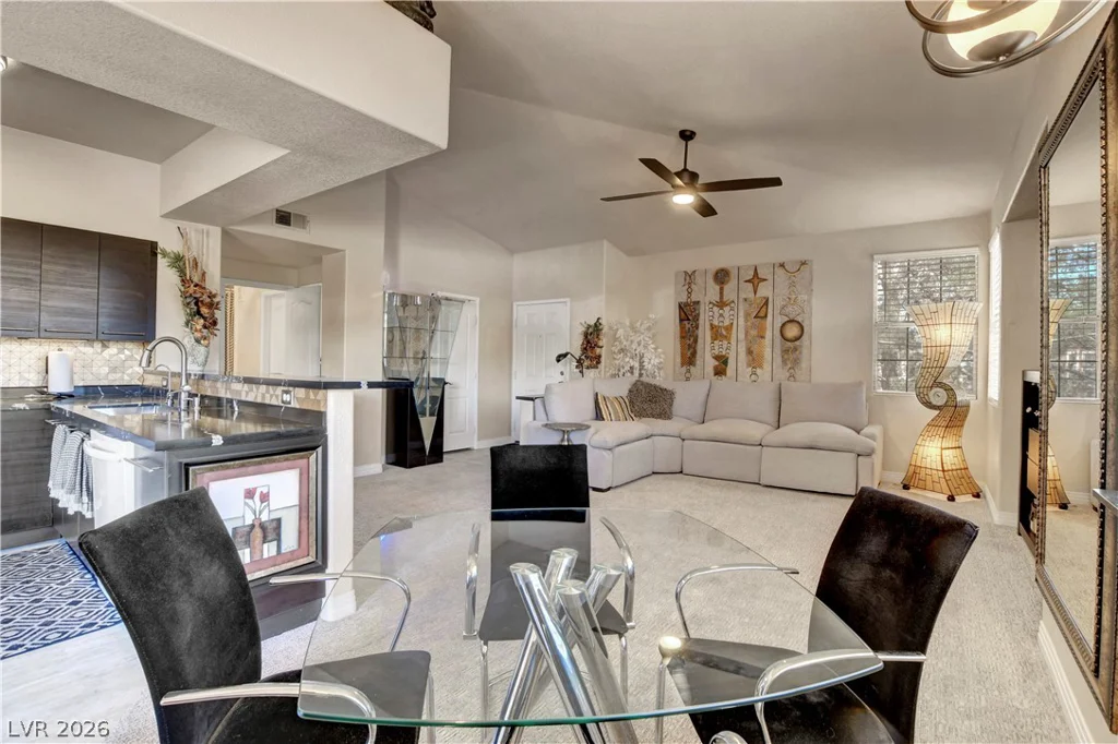 1501 Truett, Las Vegas, NV 89128
