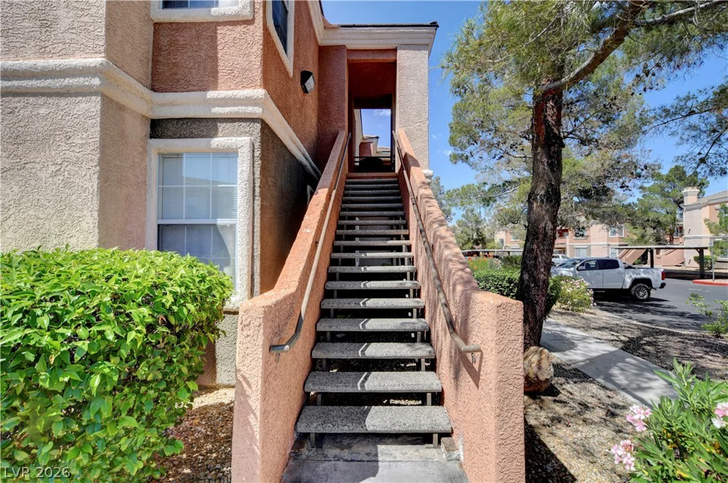 1501 Truett, Las Vegas, NV 89128