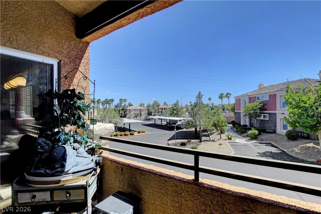 1501 Truett, Las Vegas, NV 89128