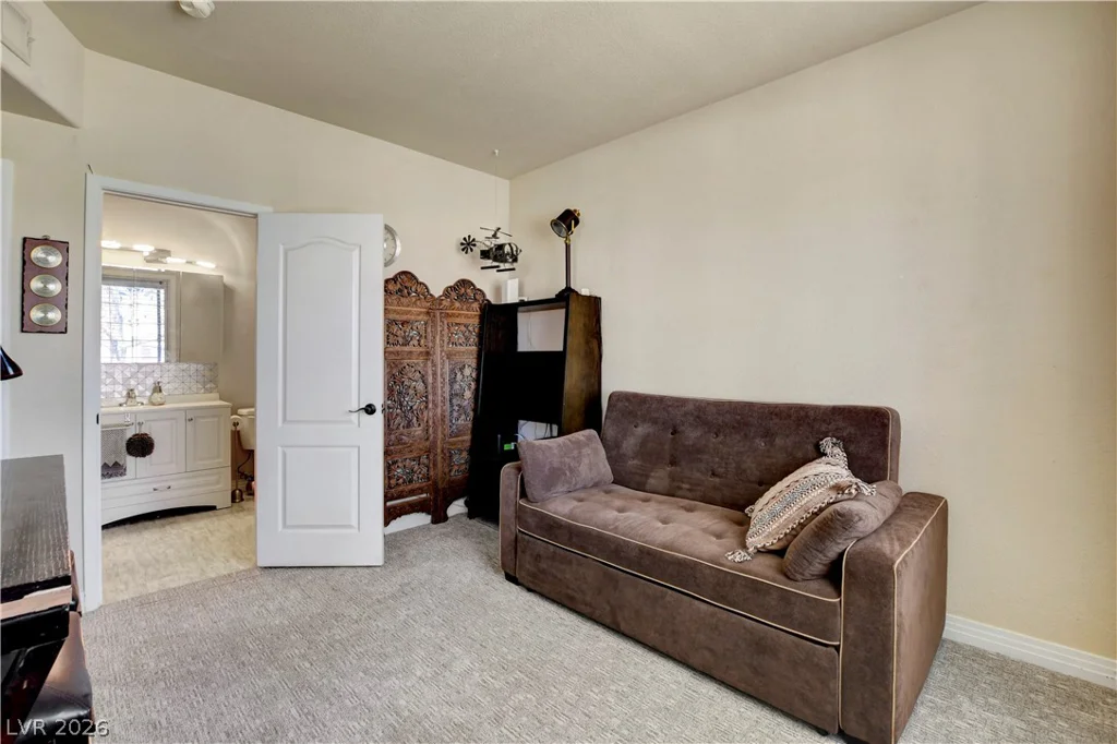 1501 Truett, Las Vegas, NV 89128