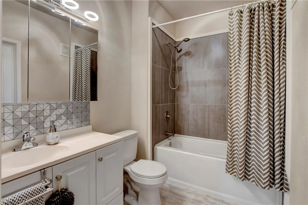 1501 Truett, Las Vegas, NV 89128