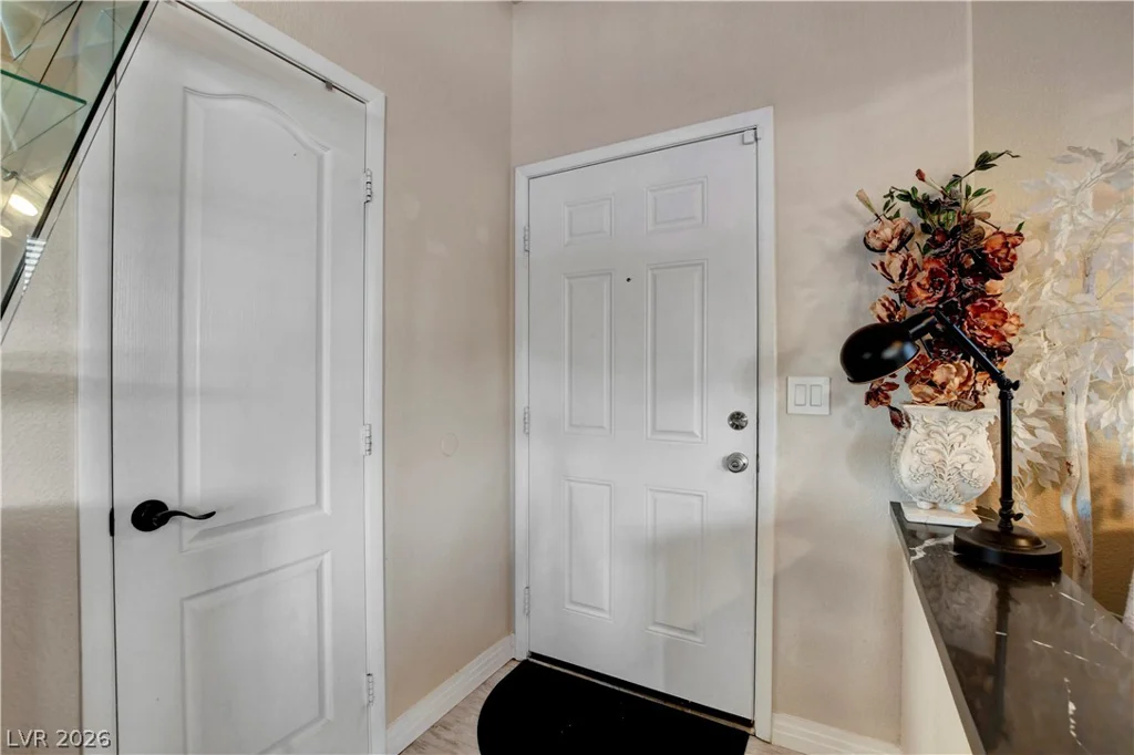 1501 Truett, Las Vegas, NV 89128