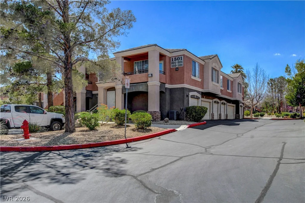 1501 Truett, Las Vegas, NV 89128